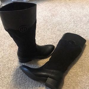 Black Tommy Hilfiger boots